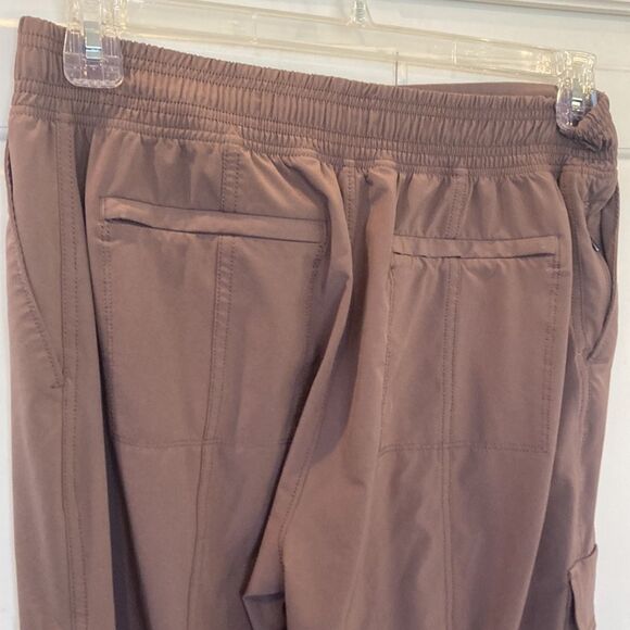 Athleta Chelsea utility joggers lightweight dusty brown cargo pocket size 10 - Picture 7 of 11